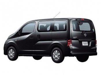 NISSAN　NV200　バネットバン　