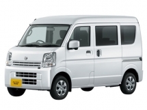 軽ワンボックスバン　17V系 　NV100クリッパーバン　４WD