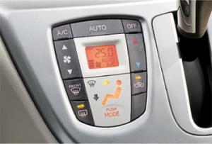 DAIHATSU ミライース後期